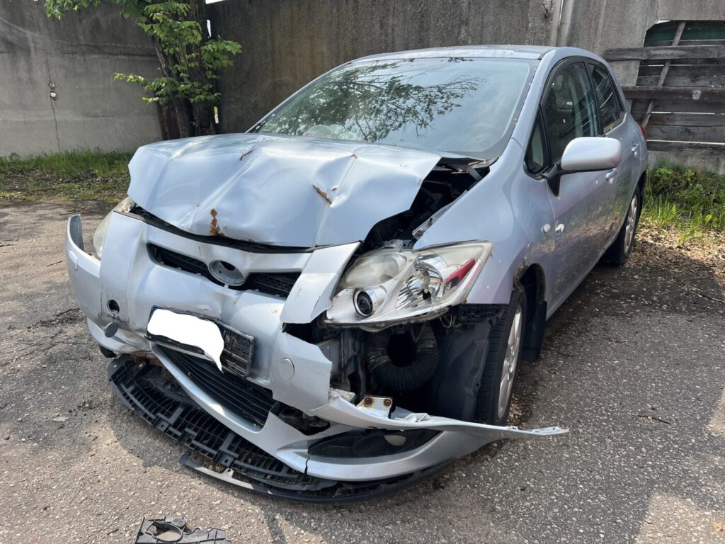 TOYOTA AURIS 2007 277