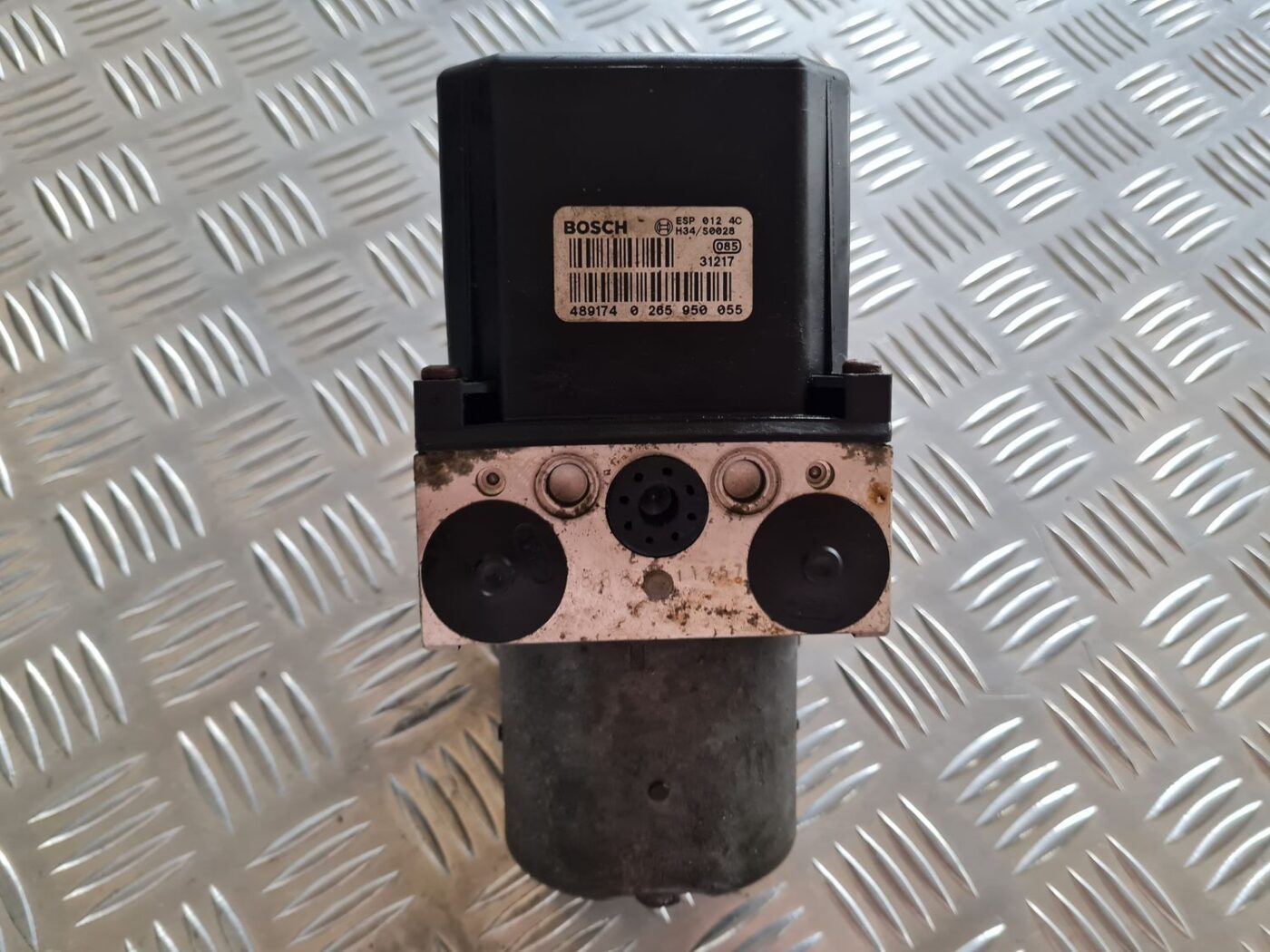 ABS bloks priekš VW PASSAT 2004 UNIVERSAL GREY 2 ABS bloks priekš VW PASSAT 2004 UNIVERSAL GREY