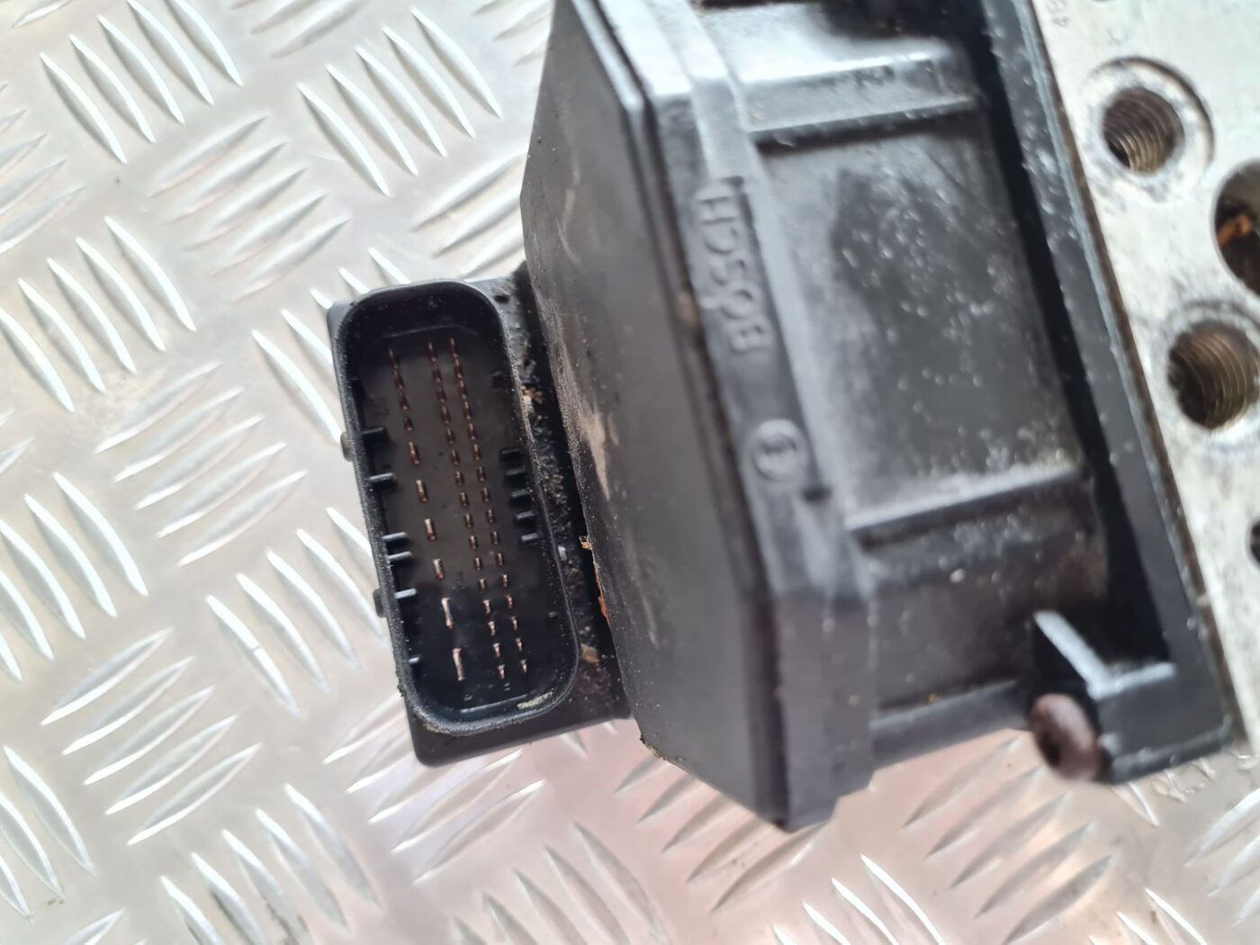 ABS bloks priekš VW PASSAT 2004 UNIVERSAL GREY 8 ABS bloks priekš VW PASSAT 2004 UNIVERSAL GREY