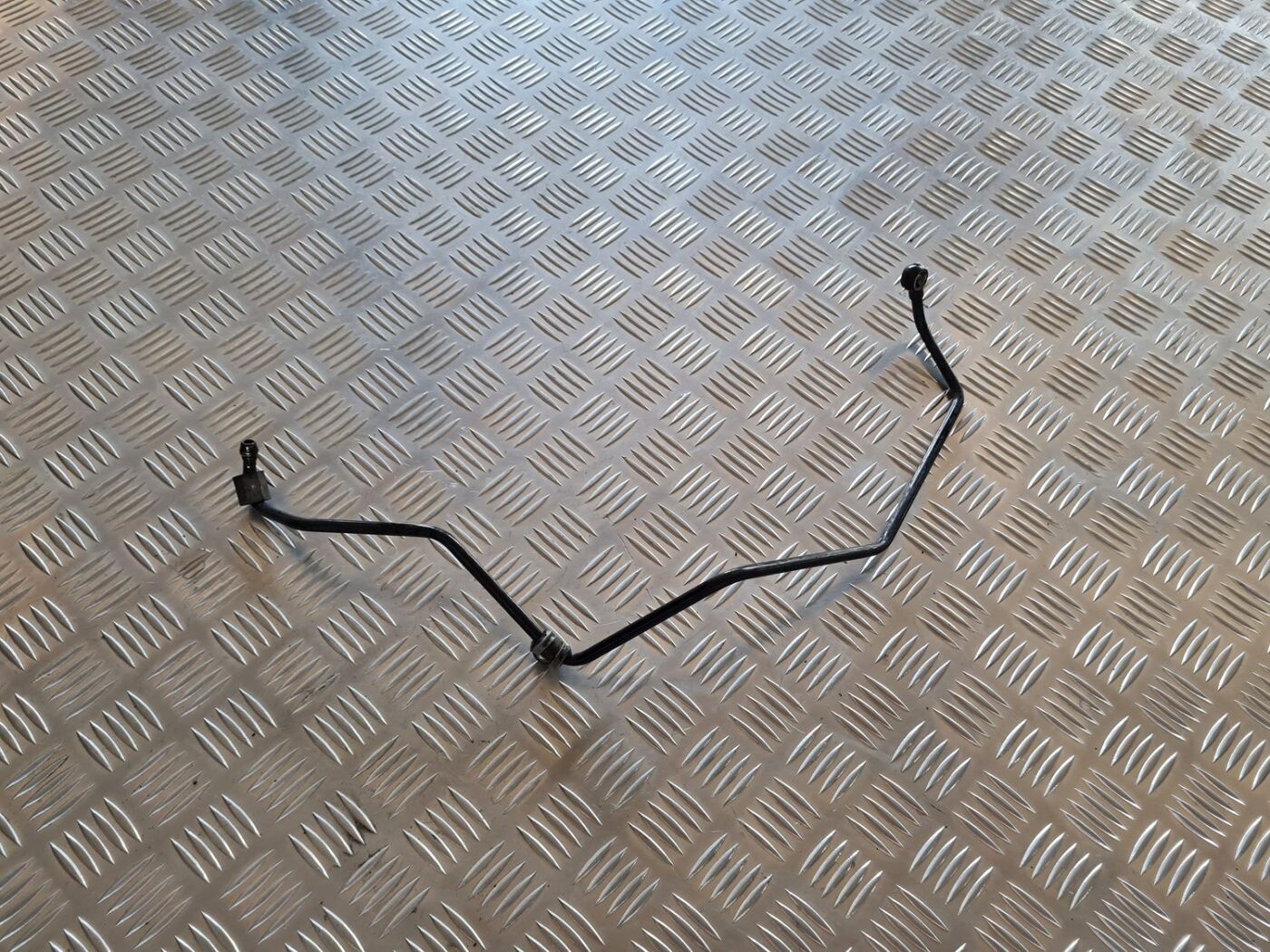 Turbīnas caurule priekš VW PASSAT 2004 UNIVERSAL GREY 1 Turbīnas caurule priekš VW PASSAT 2004 UNIVERSAL GREY