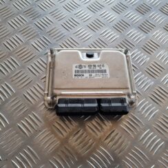 Dzinēja vadības bloks priekš VW PASSAT 2004 UNIVERSAL GREY