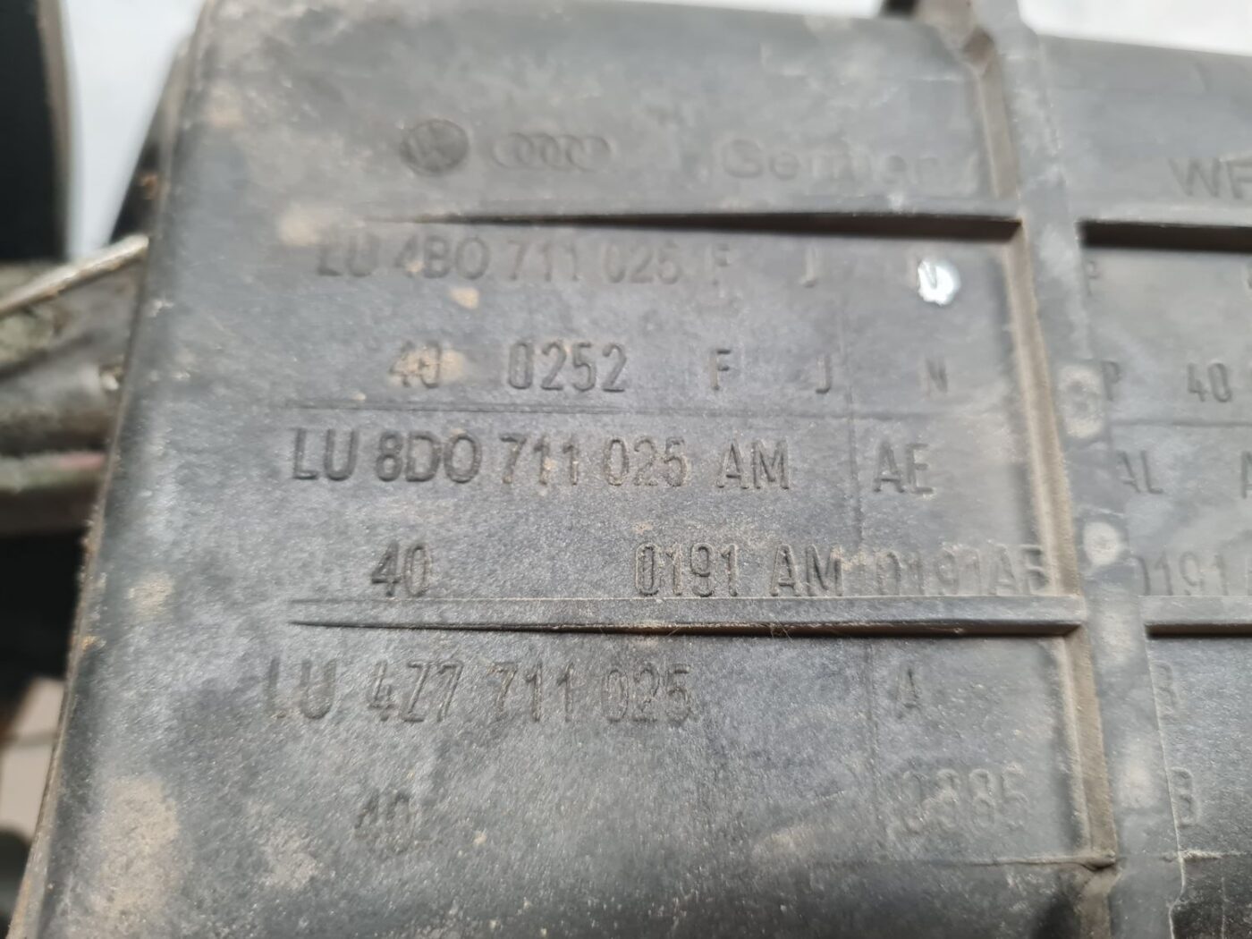 Ātrumu pārslēgšanas slēdzis priekš VW PASSAT 2004 UNIVERSAL GREY 4 Ātrumu pārslēgšanas slēdzis priekš VW PASSAT 2004 UNIVERSAL GREY