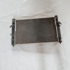 Dzesēšanas radiators priekš VW PASSAT 2004 UNIVERSAL GREY