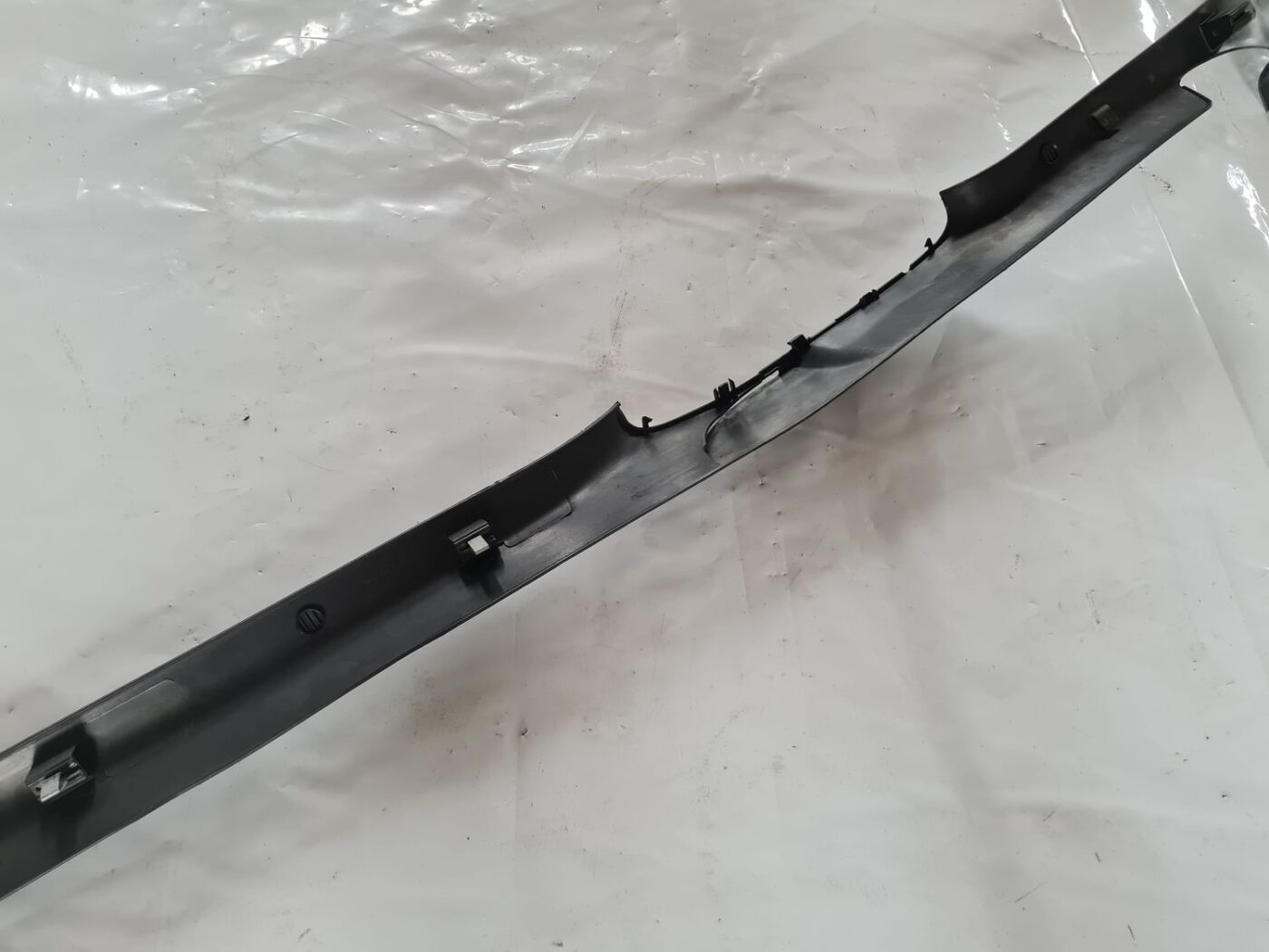 Sliekšņa kreisa uzlika priekš VW PASSAT 2004 UNIVERSAL GREY 5 Sliekšņa kreisa uzlika priekš VW PASSAT 2004 UNIVERSAL GREY