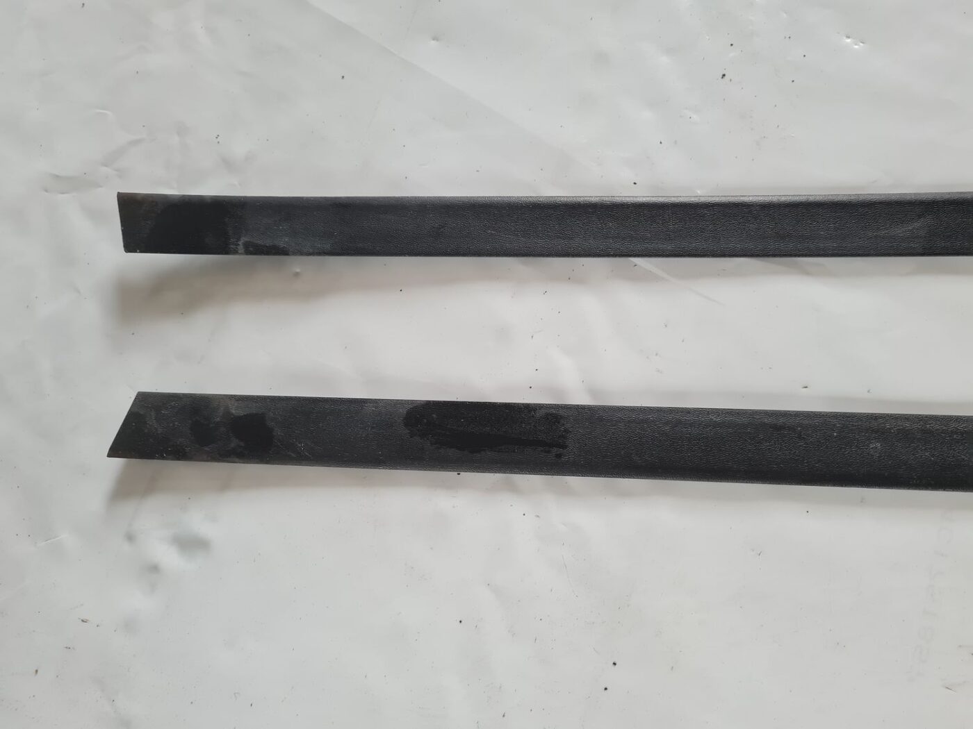 Jumta moldings priekš VW PASSAT 2004 UNIVERSAL GREY 2 Jumta moldings priekš VW PASSAT 2004 UNIVERSAL GREY