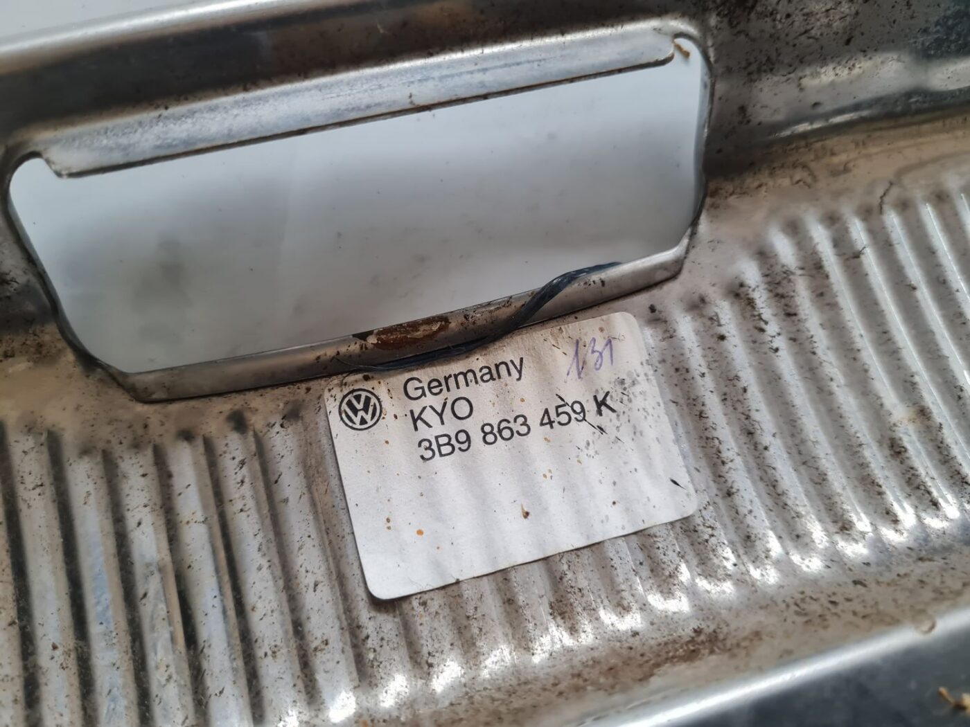 Bagažnieka nodalījuma sliekšņa uzlika priekš VW PASSAT 2004 UNIVERSAL GREY 3 Bagažnieka nodalījuma sliekšņa uzlika priekš VW PASSAT 2004 UNIVERSAL GREY