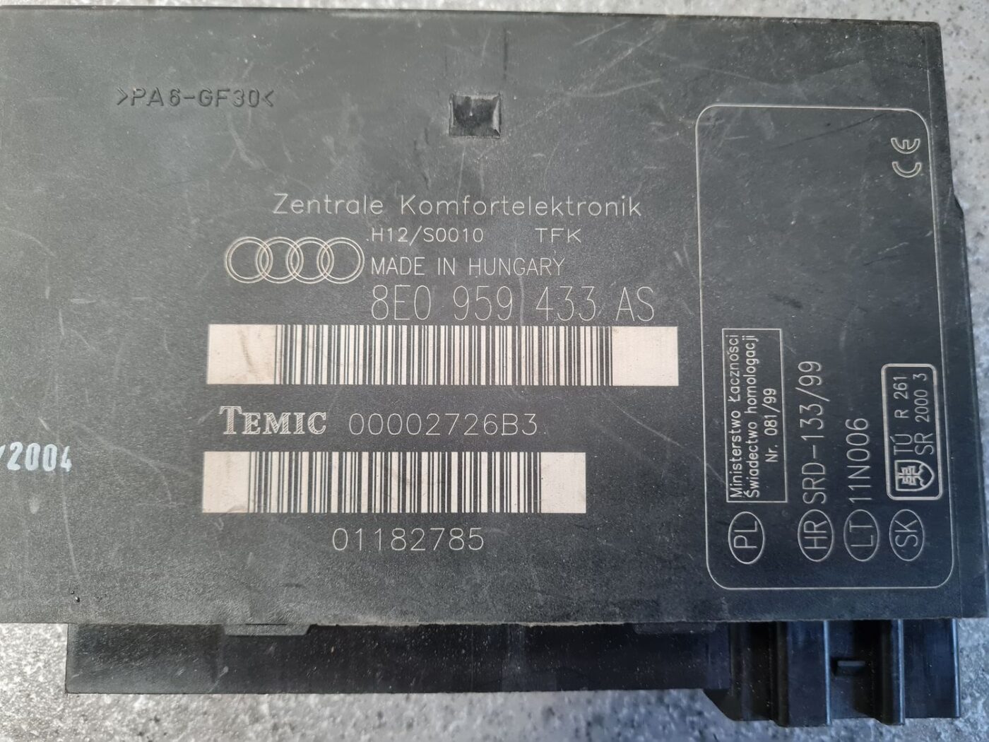 Komforta vadības bloks priekš AUDI A4 AVANT 2004 2 Komforta vadības bloks priekš AUDI A4 AVANT 2004