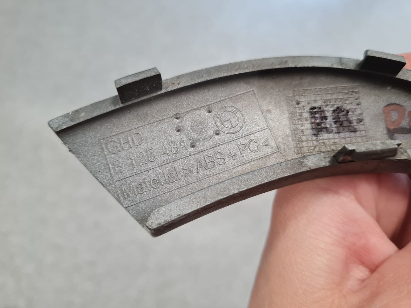 Aizmugurēja bufera uzlika priekš BMW 7 E38 1998-2001 3 Aizmugurēja bufera uzlika priekš BMW 7 E38 1998-2001