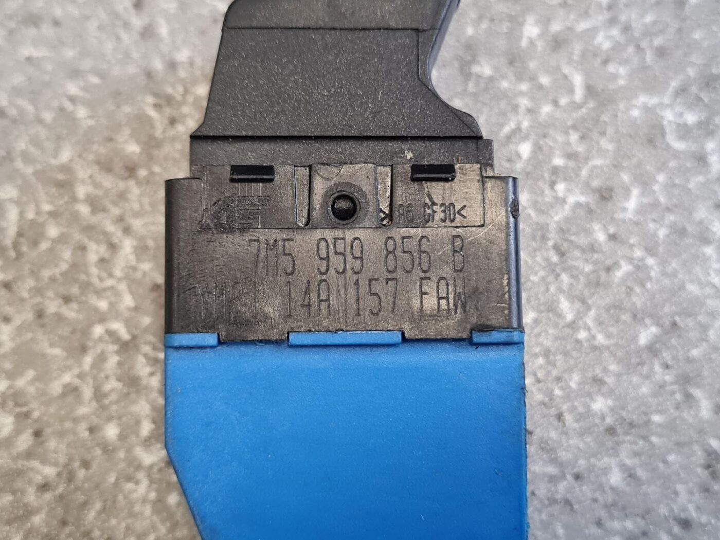 Stikla pacelšanas poga priekš FORD GALAXY 2005 4 Stikla pacelšanas poga priekš FORD GALAXY 2005