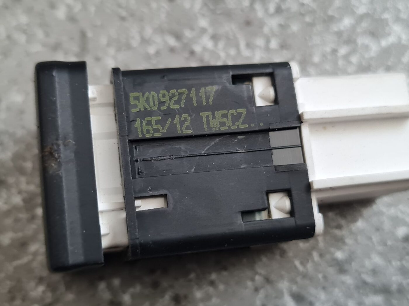 ESP poga priekš VW GOLF VARIANT 2012 3 ESP poga priekš VW GOLF VARIANT 2012