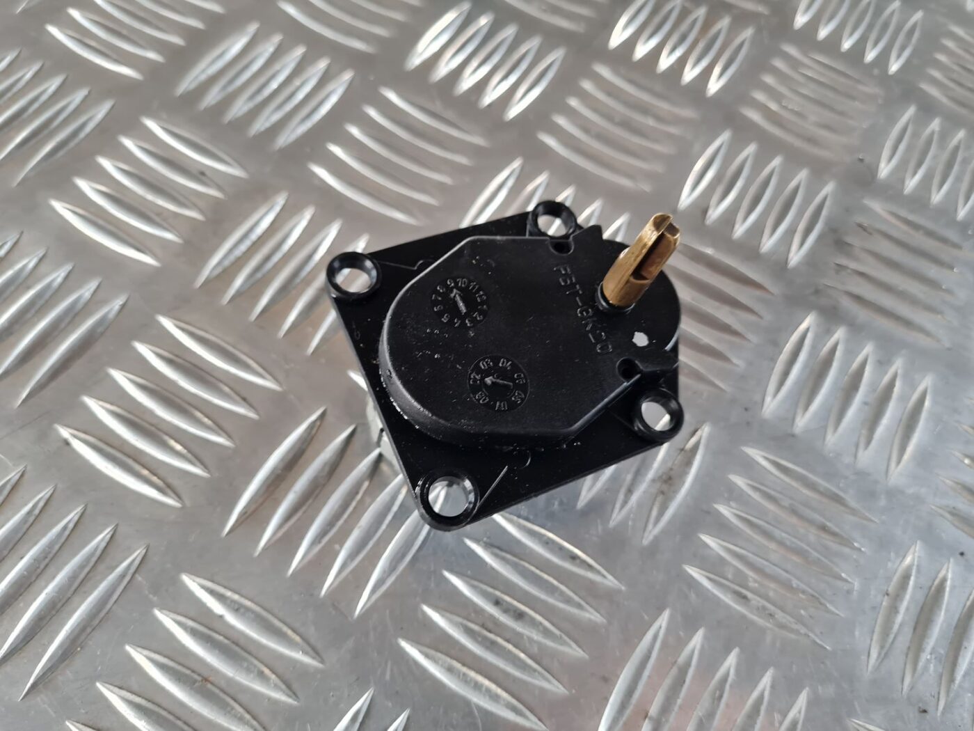 Apsildes sistēmas aktuators priekš SAAB 9-5 1999 2 Apsildes sistēmas aktuators priekš SAAB 9-5 1999