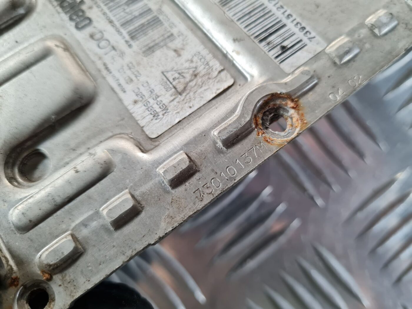 Ksenona vadības bloks priekš SAAB 9-5 1999 4 Ksenona vadības bloks priekš SAAB 9-5 1999