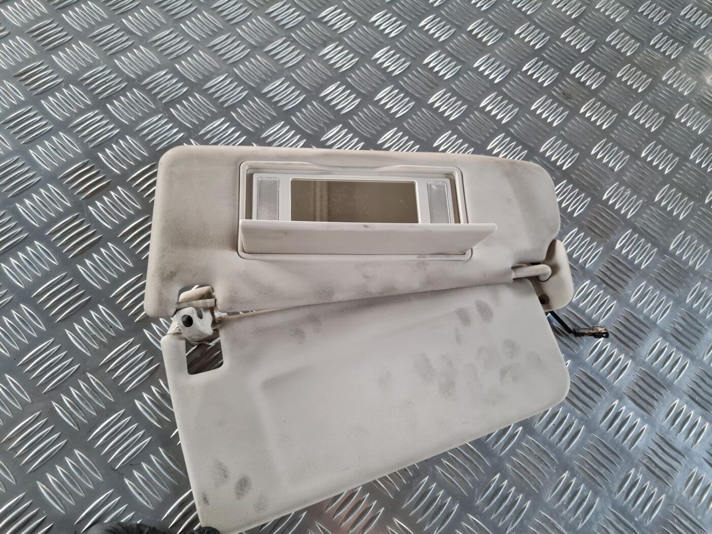 Saules aizsargs priekš SAAB 9-5 1999 2 Saules aizsargs priekš SAAB 9-5 1999