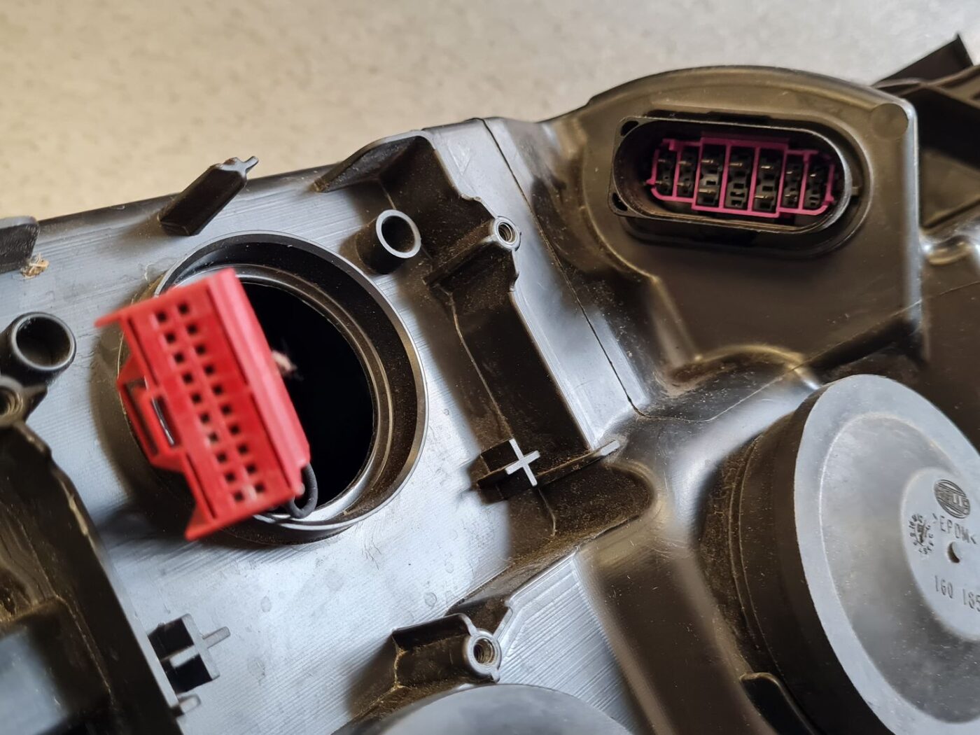 Priekšējais labais lukturis priekš AUDI A6 C7 2011-2016 6 Priekšējais labais lukturis priekš AUDI A6 C7 2011-2016