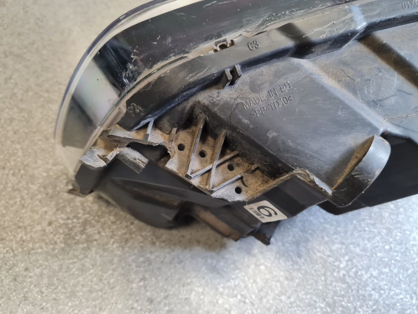 Priekšējais labais lukturis priekš PEUGEOT 508 2015-2017 18 Priekšējais labais lukturis priekš PEUGEOT 508 2015-2017