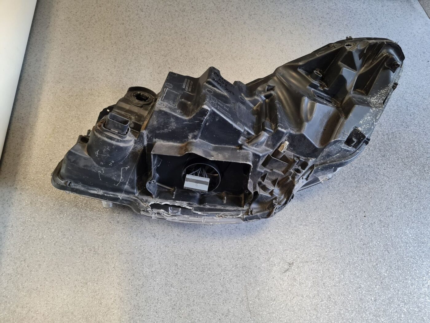 Priekšējais labais lukturis priekš PEUGEOT 508 2015-2017 13 Priekšējais labais lukturis priekš PEUGEOT 508 2015-2017