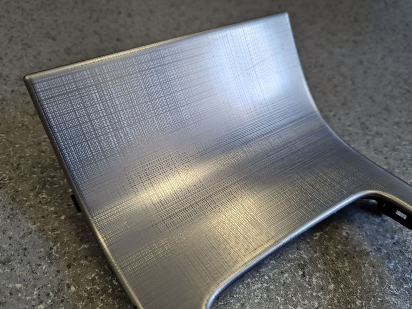 Dekoratīvs rāmis pārnesumu selektoram priekš VOLVO S80 2007 GREY 7 Dekoratīvs rāmis pārnesumu selektoram priekš VOLVO S80 2007 GREY