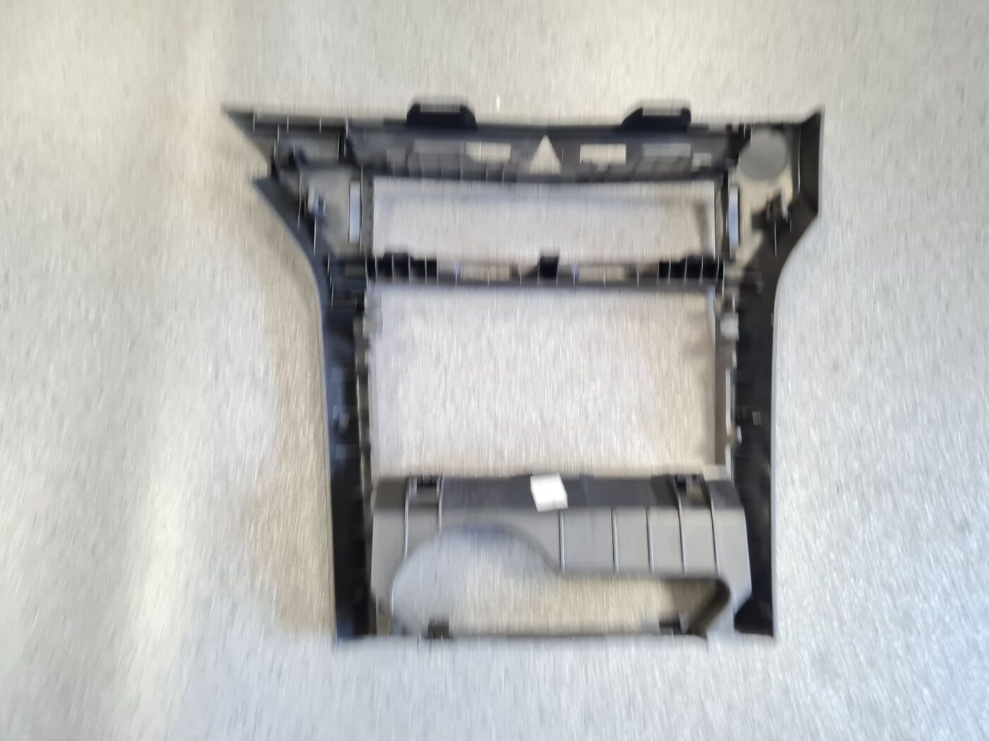 Mērinstrumentu paneļa dekoratīvais rāmis priekš OPEL ASTRA H 2005 GREEN 6 Mērinstrumentu paneļa dekoratīvais rāmis priekš OPEL ASTRA H 2005 GREEN