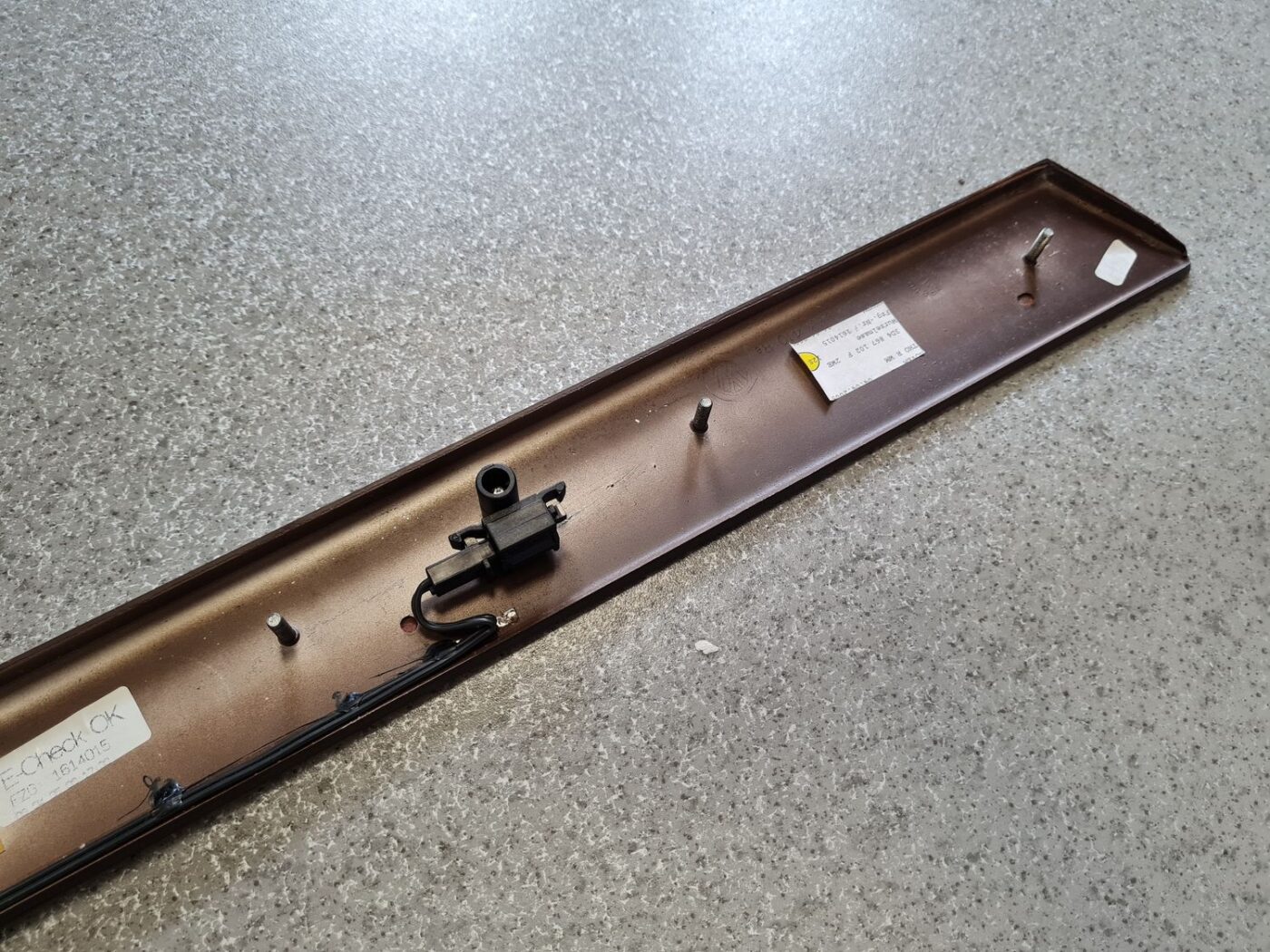 Durvju apdares uzlika priekš VW PHAETON 2005 9 Durvju apdares uzlika priekš VW PHAETON 2005