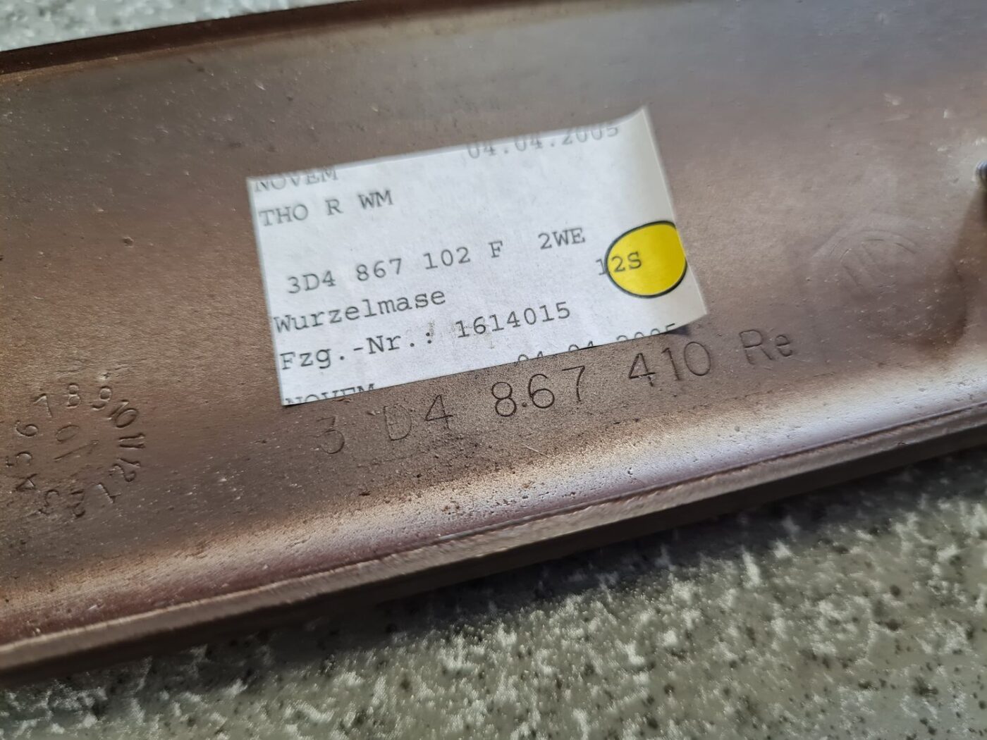 Durvju apdares uzlika priekš VW PHAETON 2005 4 Durvju apdares uzlika priekš VW PHAETON 2005