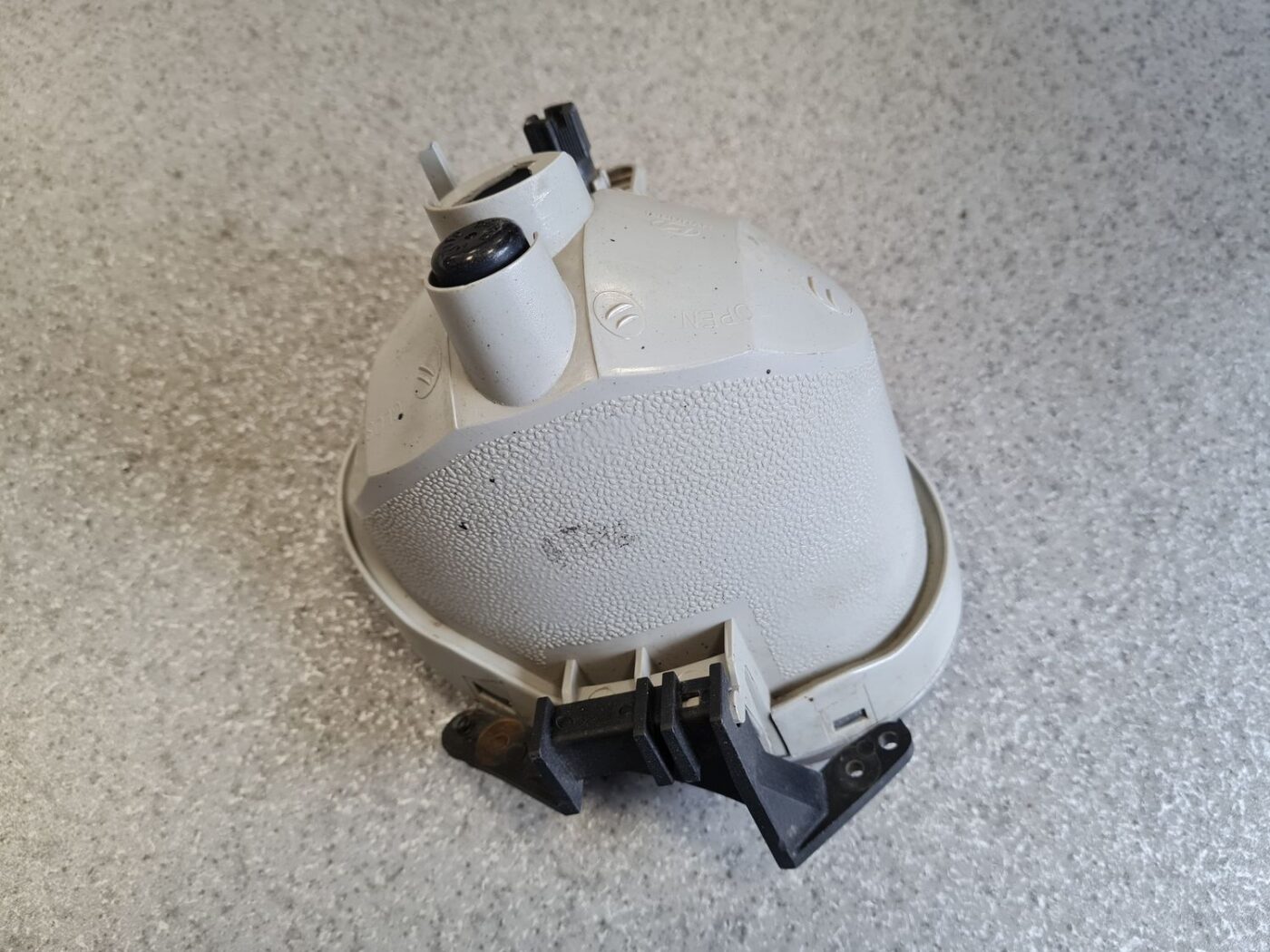 Miglas lukturis priekšā labajā pusē priekš Hyundai Santa Fe 2006-2012 7 Miglas lukturis priekšā labajā pusē priekš Hyundai Santa Fe 2006-2012