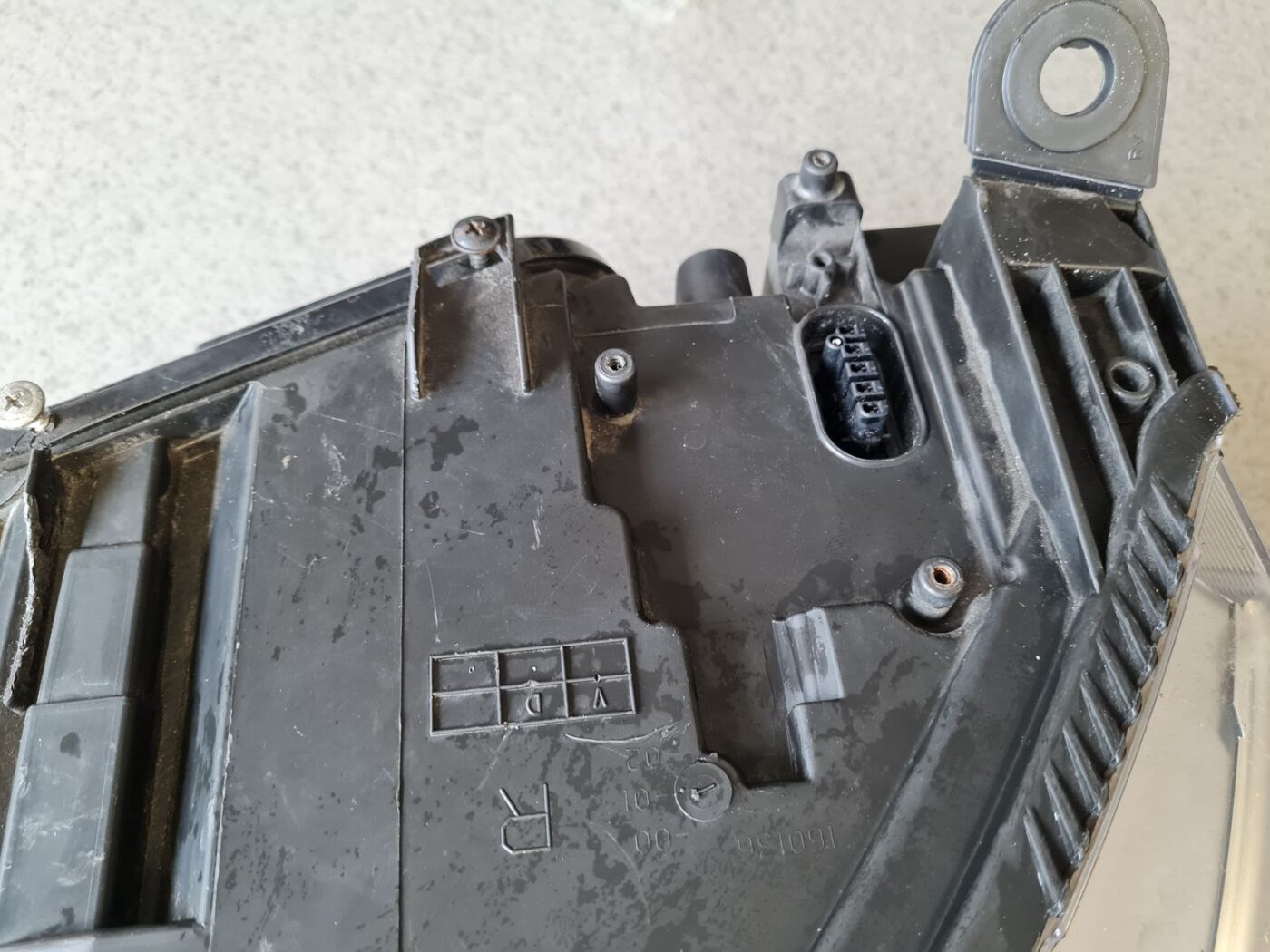 Priekšējais labais lukturis priekš AUDI A6 AVANT 2006 5 Priekšējais labais lukturis priekš AUDI A6 AVANT 2006