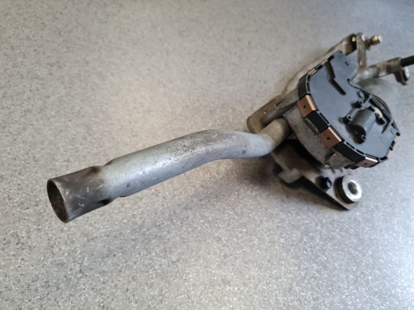 Vējstikla tīrīšanas mehānisms priekš AUDI A6 AVANT 2007 QUATTRO 9 Vējstikla tīrīšanas mehānisms priekš AUDI A6 AVANT 2007 QUATTRO