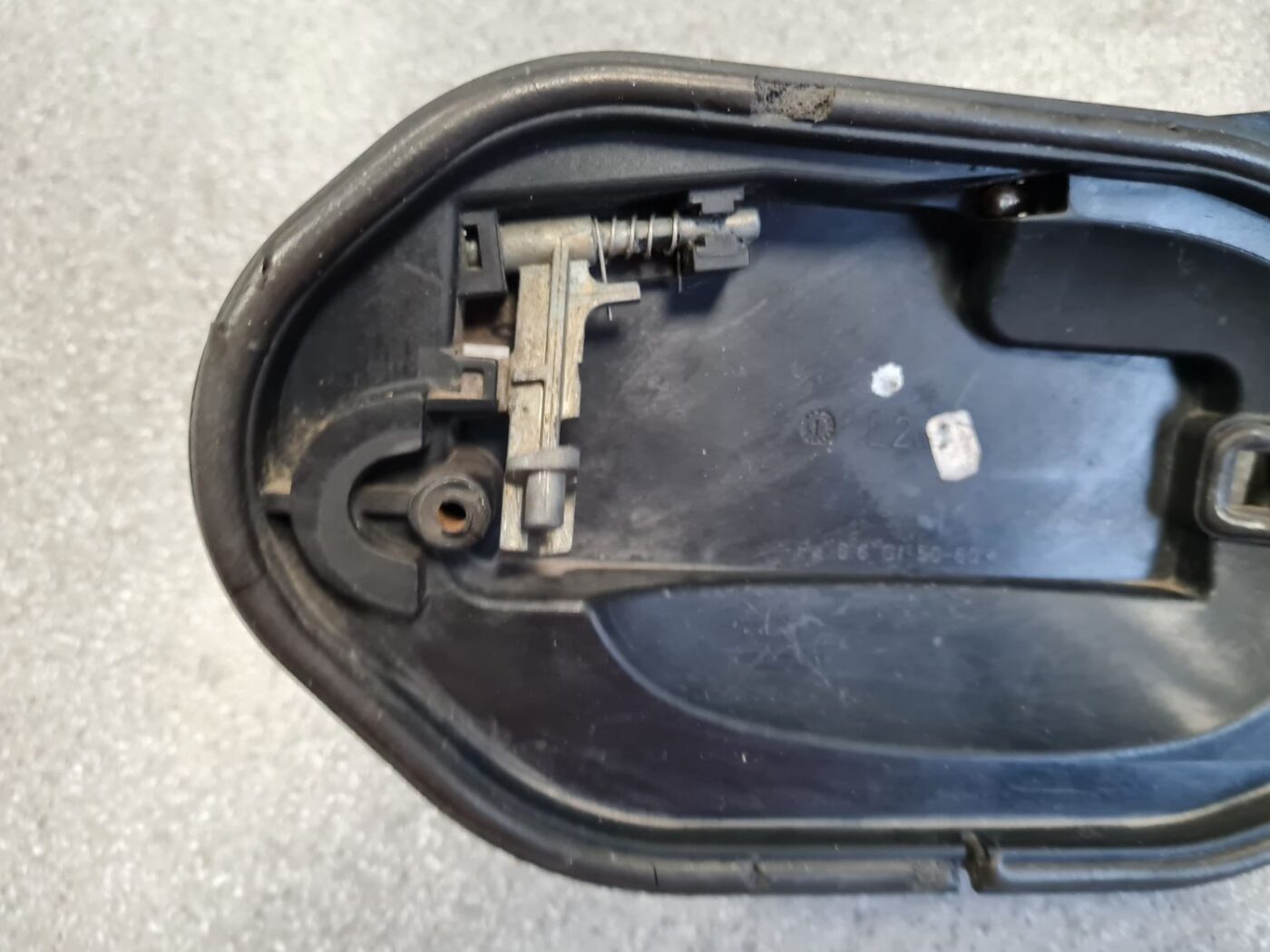 Durvju roktura iekšējais stiprinājums priekš BMW 530D E61 2006 TOURING BLUE 10 Durvju roktura iekšējais stiprinājums priekš BMW 530D E61 2006 TOURING BLUE