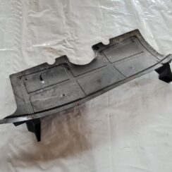 Dzinēja aizsargs priekš SAAB 9-5 1999