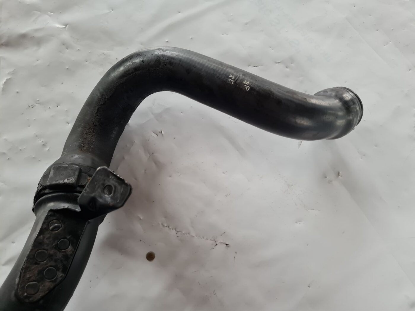 Interkulera caurule priekš SAAB 9-5 1999 2 Interkulera caurule priekš SAAB 9-5 1999