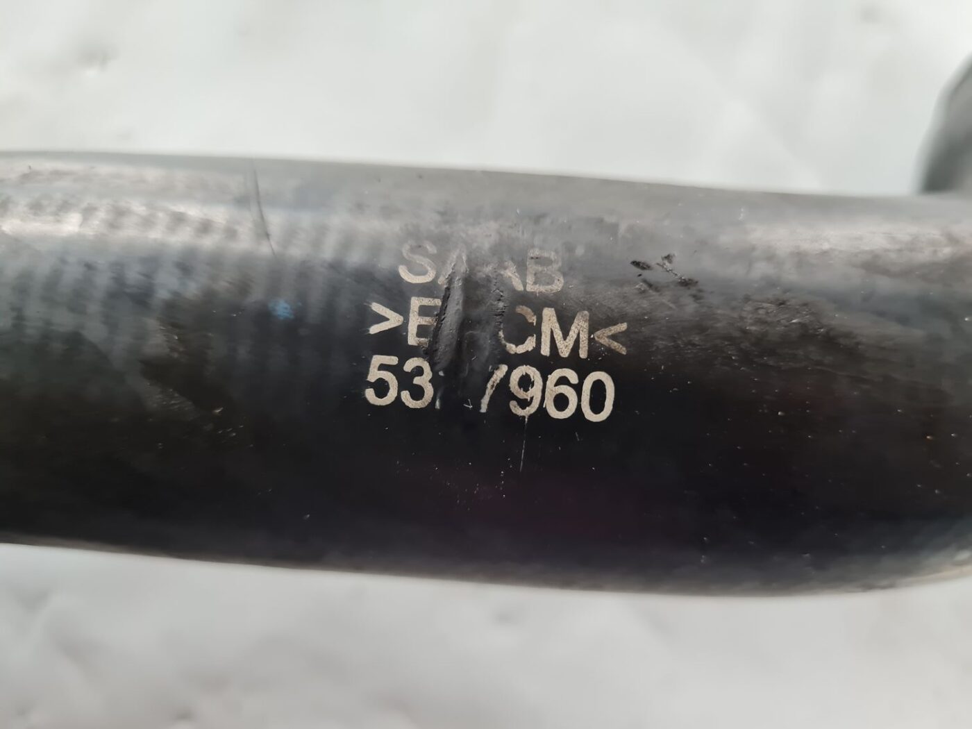 Interkulera caurule priekš SAAB 9-5 1999 5 Interkulera caurule priekš SAAB 9-5 1999