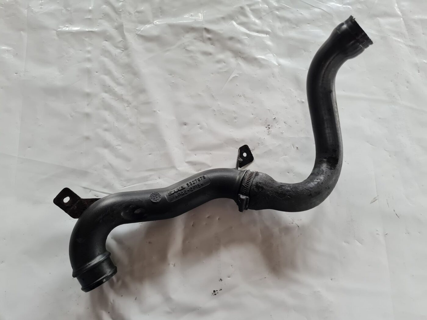 Interkulera caurule priekš SAAB 9-5 1999 4 Interkulera caurule priekš SAAB 9-5 1999