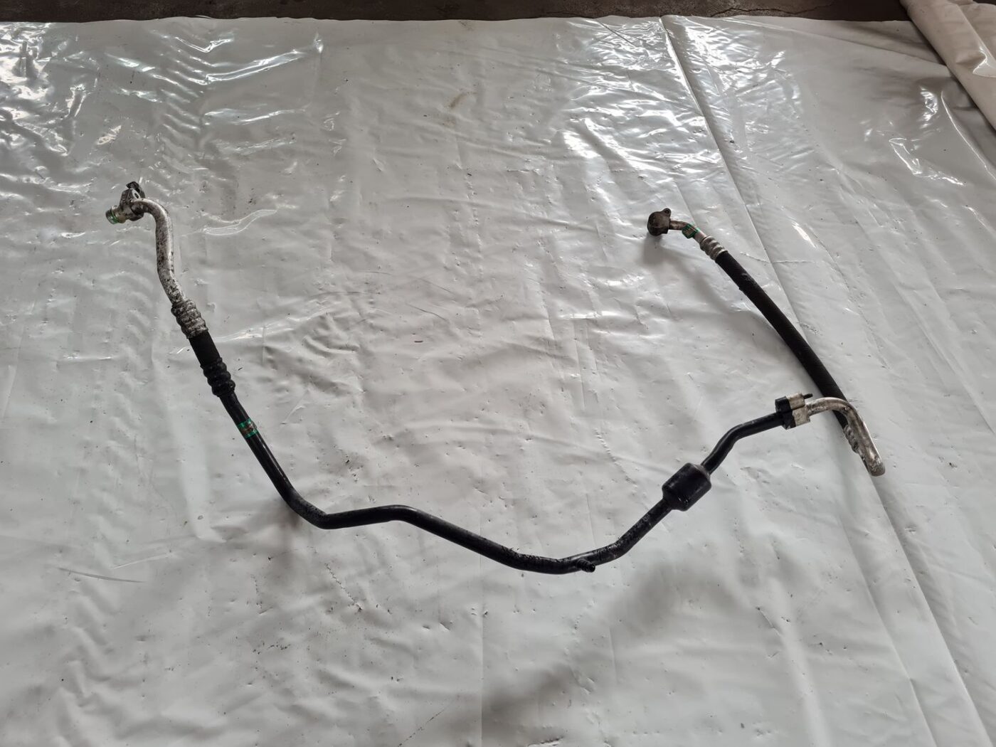 Gaisa kondicioniera galvenā caurule priekš SAAB 9-5 1999 1 Gaisa kondicioniera galvenā caurule priekš SAAB 9-5 1999