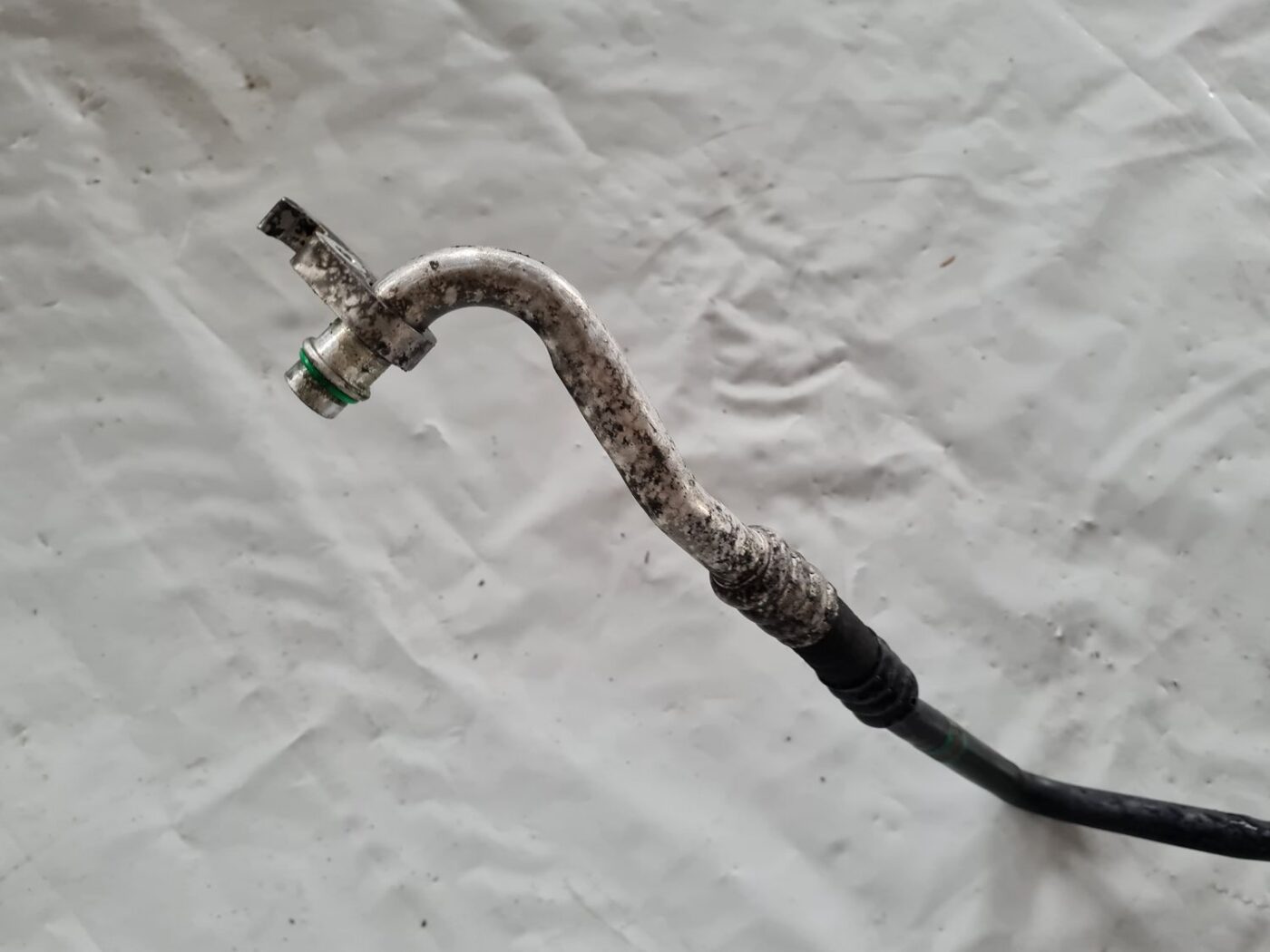 Gaisa kondicioniera galvenā caurule priekš SAAB 9-5 1999 2 Gaisa kondicioniera galvenā caurule priekš SAAB 9-5 1999