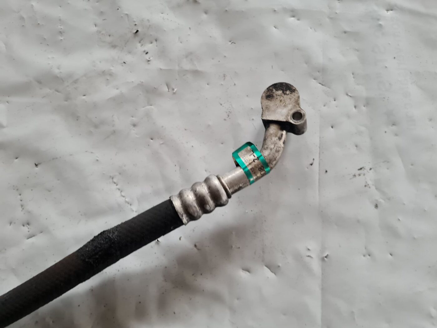 Gaisa kondicioniera galvenā caurule priekš SAAB 9-5 1999 6 Gaisa kondicioniera galvenā caurule priekš SAAB 9-5 1999