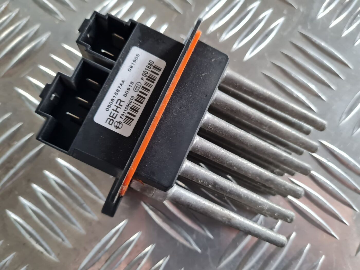 Salona ventilatora rezistors priekš CHRYSLER VOYAGER 2006 2 Salona ventilatora rezistors priekš CHRYSLER VOYAGER 2006