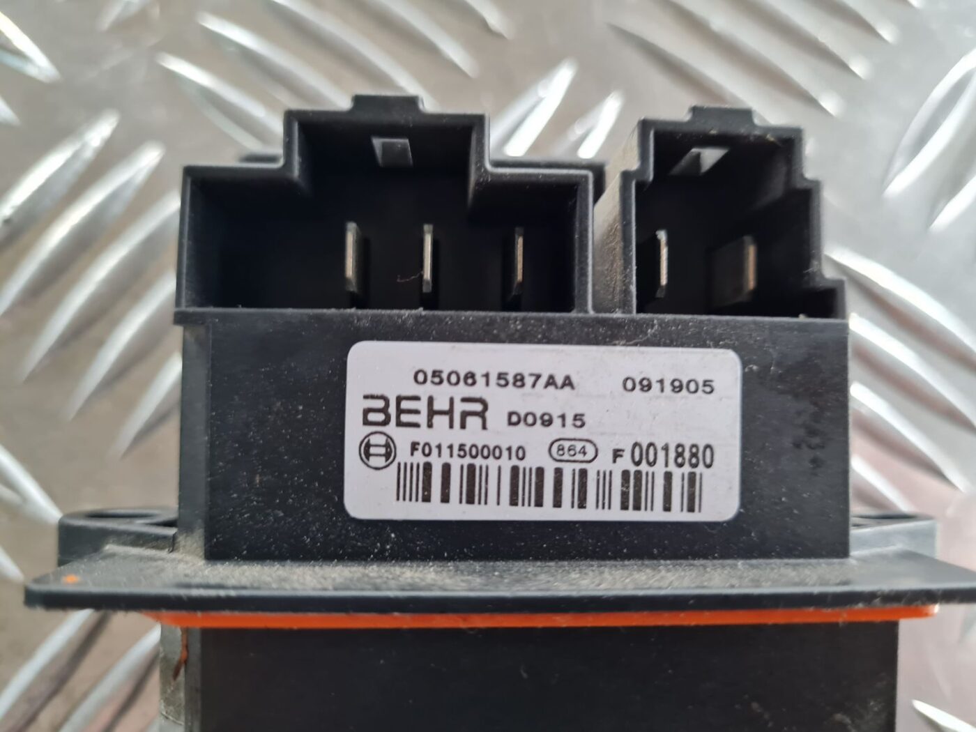 Salona ventilatora rezistors priekš CHRYSLER VOYAGER 2006 3 Salona ventilatora rezistors priekš CHRYSLER VOYAGER 2006