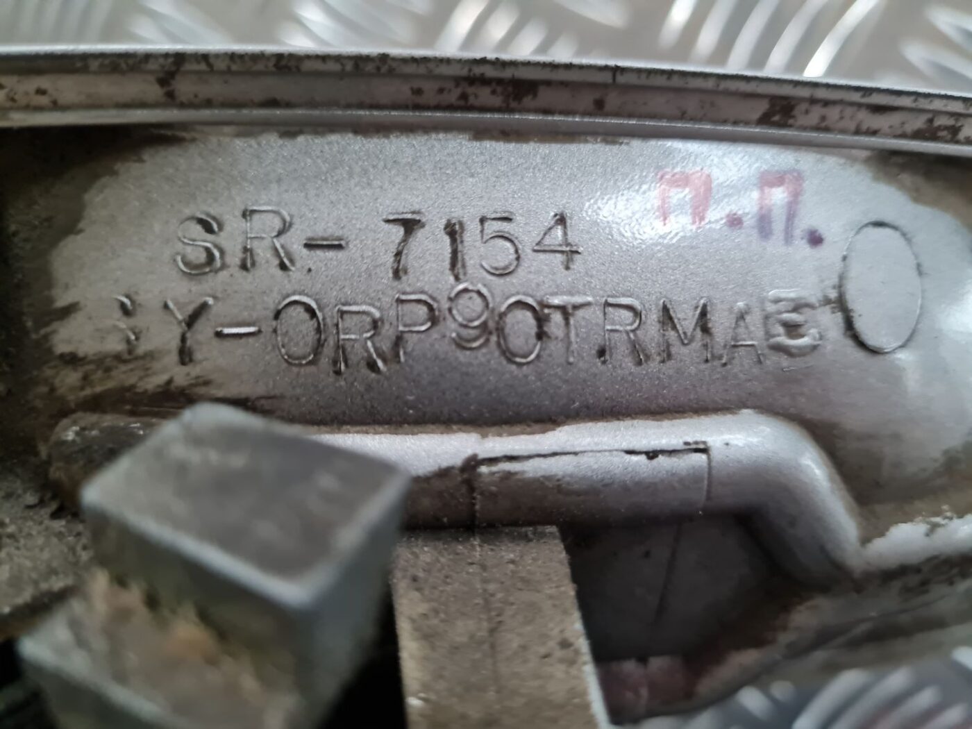 Aizmugurējāis labais durvju rokturis priekš CHRYSLER VOYAGER 2006 3 Aizmugurējāis labais durvju rokturis priekš CHRYSLER VOYAGER 2006