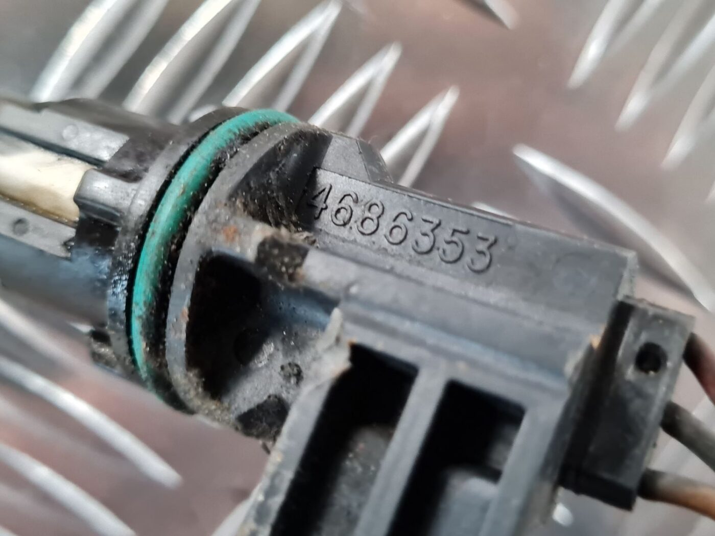 Kloķvārpstas devējs priekš CHRYSLER VOYAGER 2006 4 Kloķvārpstas devējs priekš CHRYSLER VOYAGER 2006