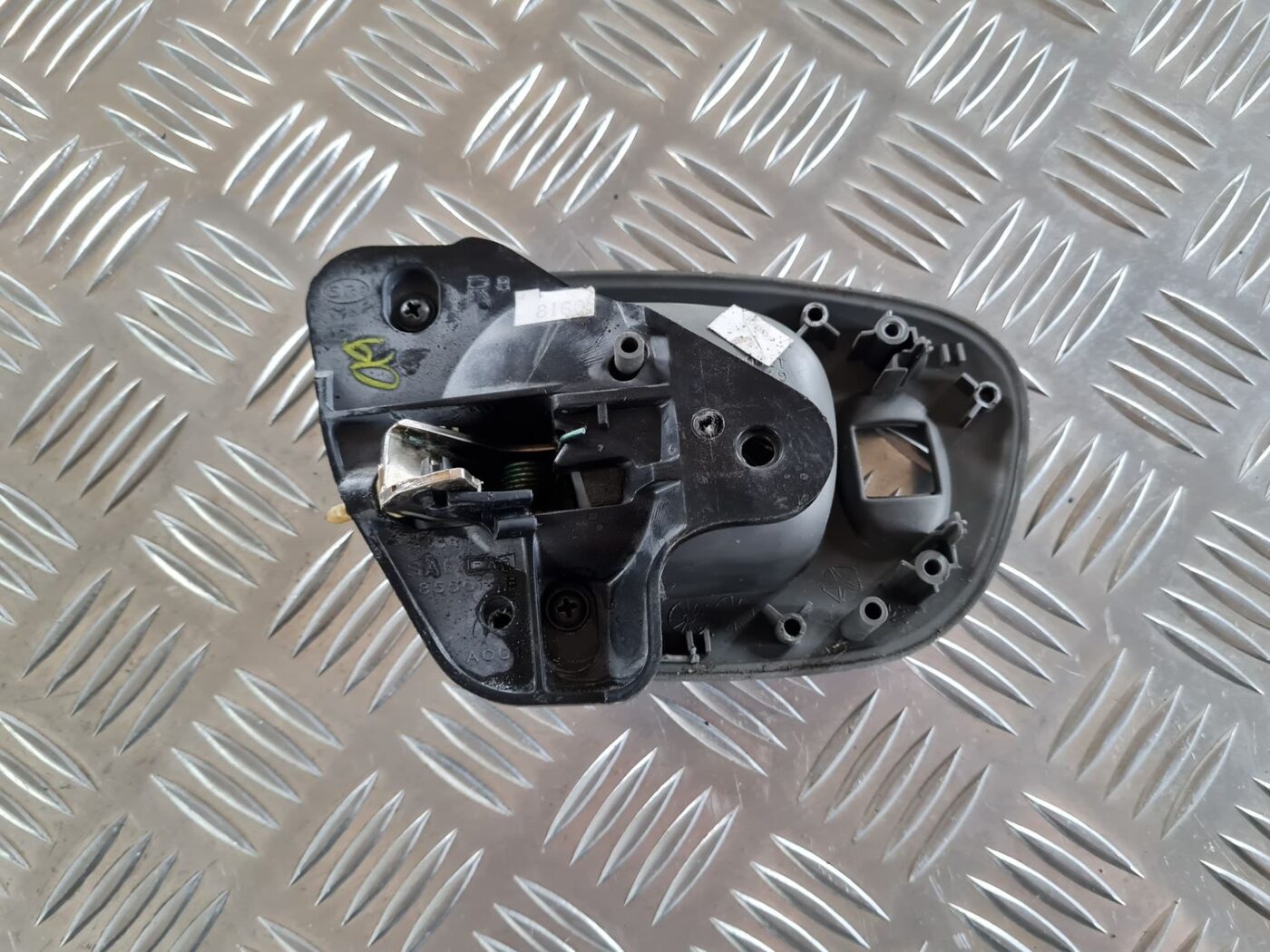 Salona durvju rokturis, priekšējais labais priekš CHRYSLER VOYAGER 2006 7 Salona durvju rokturis, priekšējais labais priekš CHRYSLER VOYAGER 2006