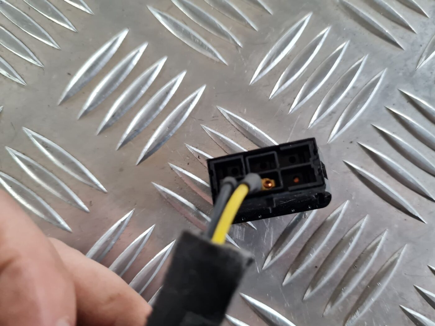 Spoguļa regulēšanas poga priekš CHRYSLER VOYAGER 2006 3 Spoguļa regulēšanas poga priekš CHRYSLER VOYAGER 2006