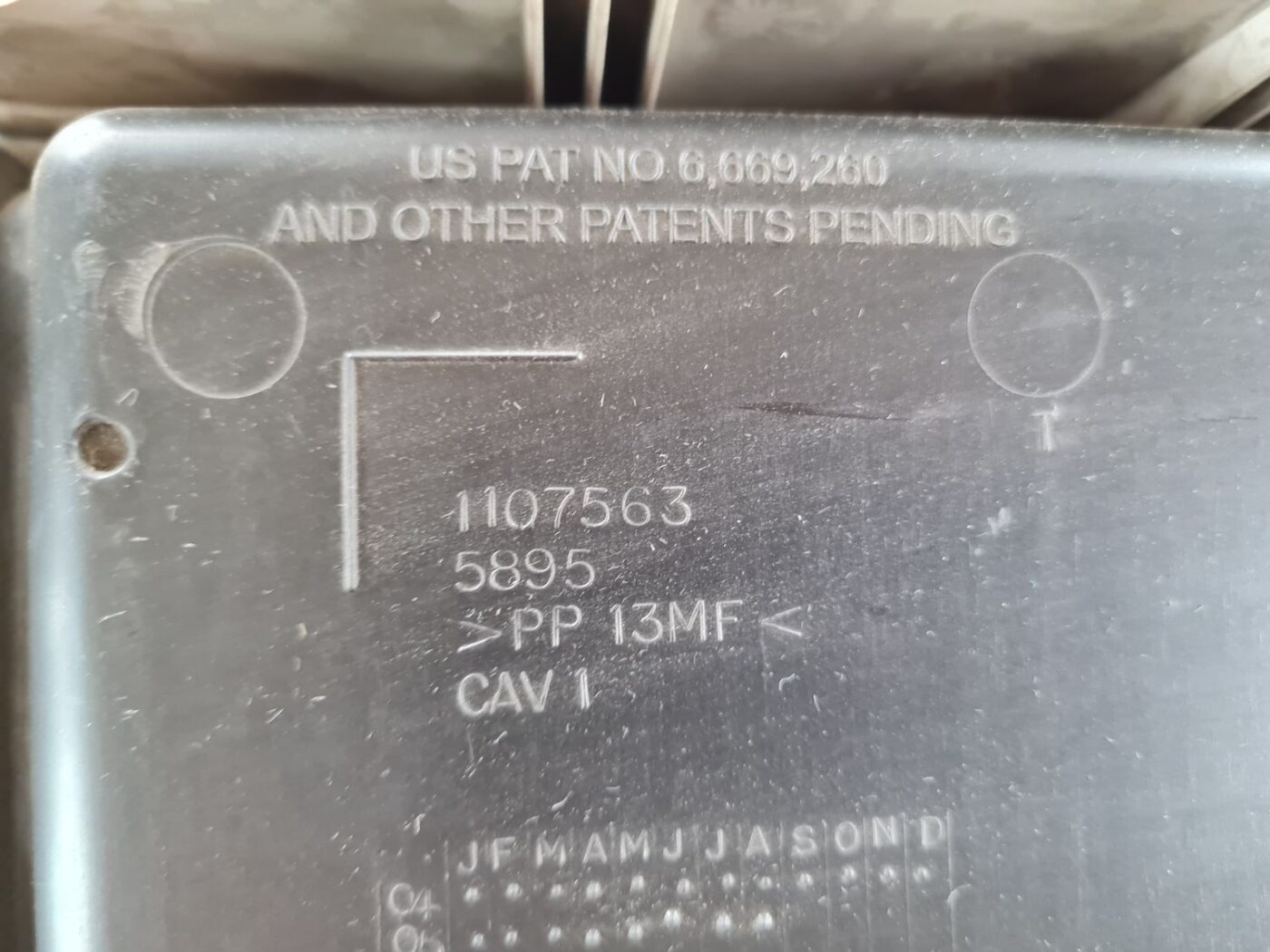 Mantu glabāšanas nodalījums griestos priekš CHRYSLER VOYAGER 2006 4 Mantu glabāšanas nodalījums griestos priekš CHRYSLER VOYAGER 2006