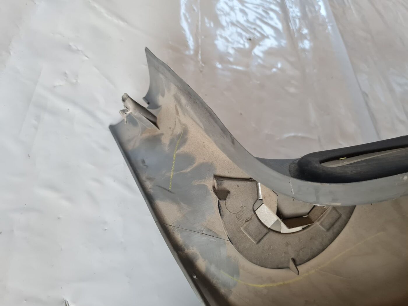 Bagažnieka nodalījuma statnes apdare priekš CHRYSLER VOYAGER 2006 9 Bagažnieka nodalījuma statnes apdare priekš CHRYSLER VOYAGER 2006