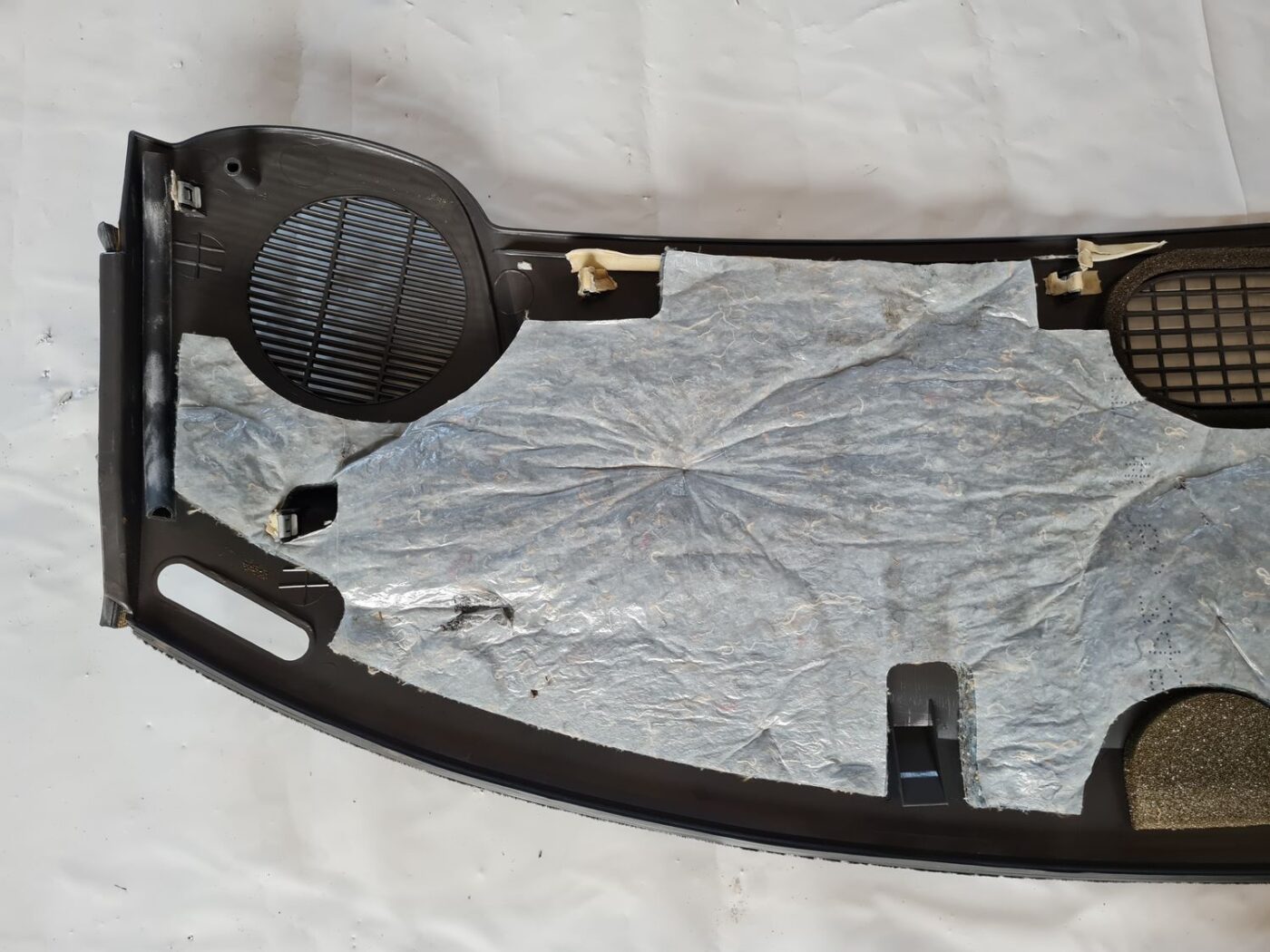 Vējstikla ventilācijas režģis (salonā) priekš CHRYSLER VOYAGER 2006 9 Vējstikla ventilācijas režģis (salonā) priekš CHRYSLER VOYAGER 2006