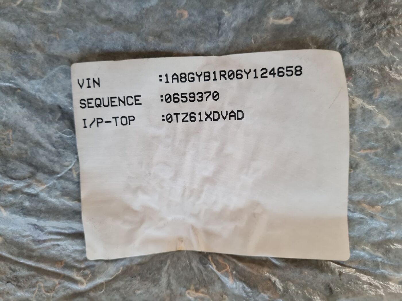 Vējstikla ventilācijas režģis (salonā) priekš CHRYSLER VOYAGER 2006 6 Vējstikla ventilācijas režģis (salonā) priekš CHRYSLER VOYAGER 2006