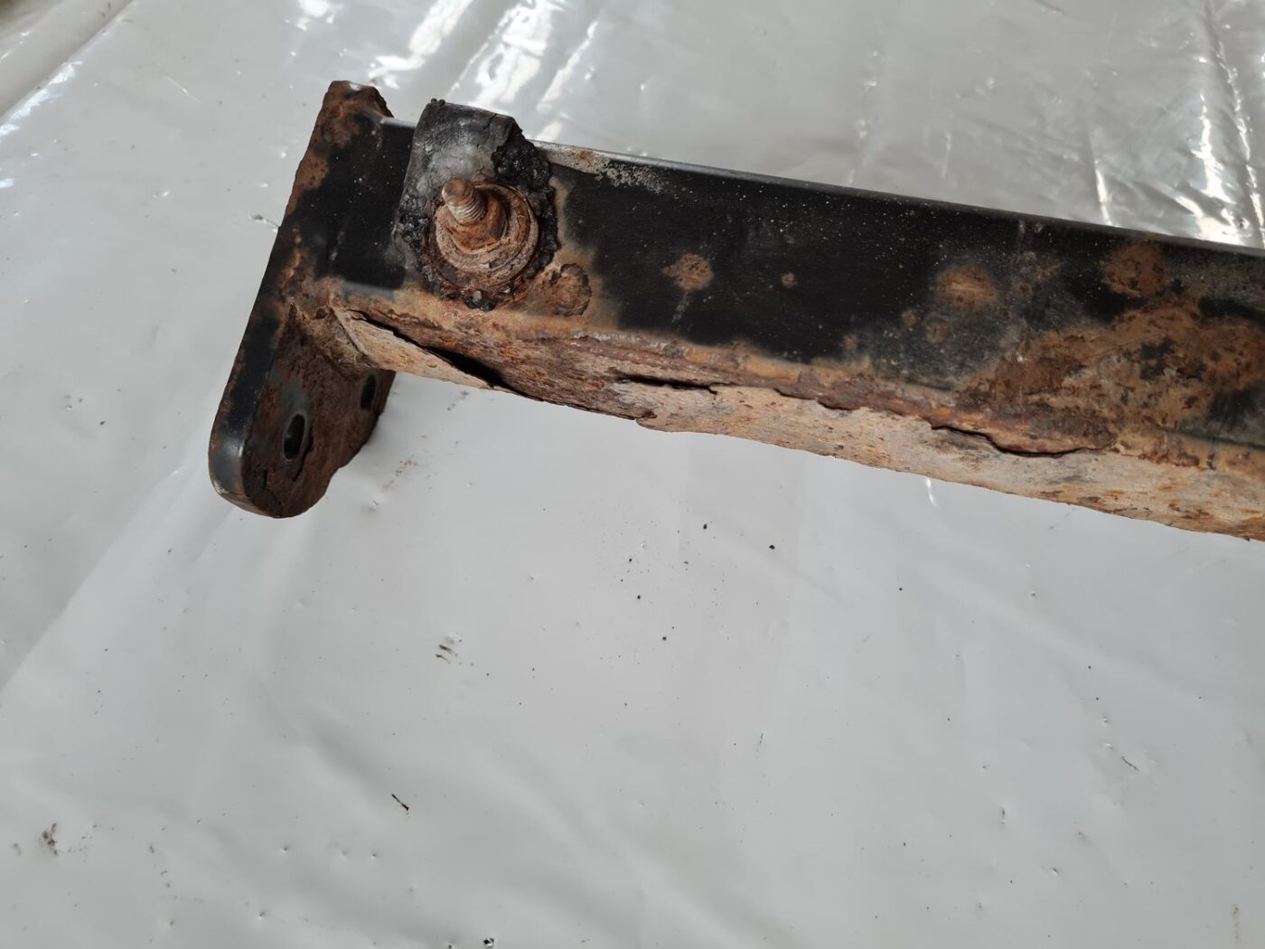 Sakabes ierīce (farkops) priekš CHRYSLER VOYAGER 2006 2 Sakabes ierīce (farkops) priekš CHRYSLER VOYAGER 2006