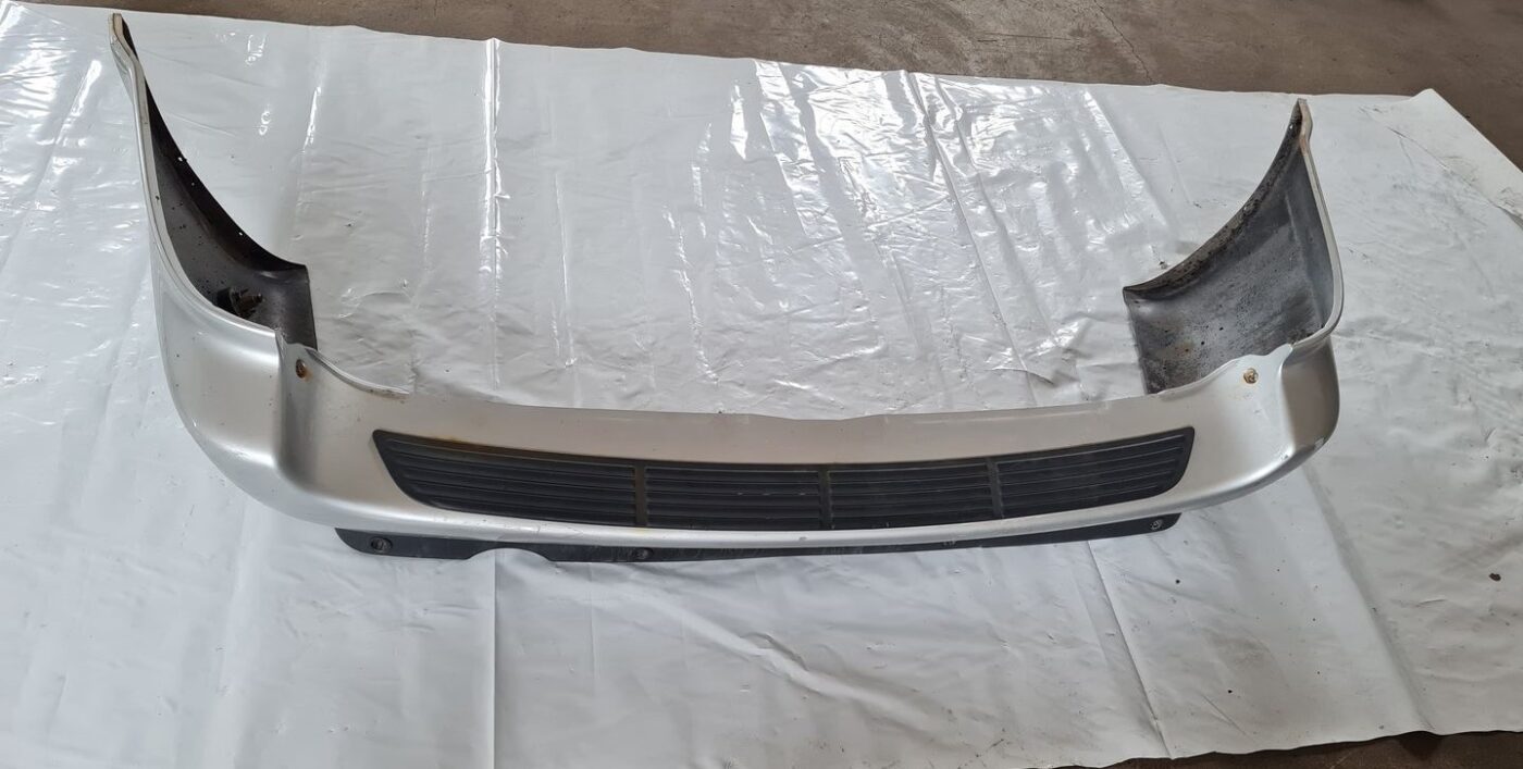 Aizmugures buferis priekš CHRYSLER VOYAGER 2006 1 Aizmugures buferis priekš CHRYSLER VOYAGER 2006