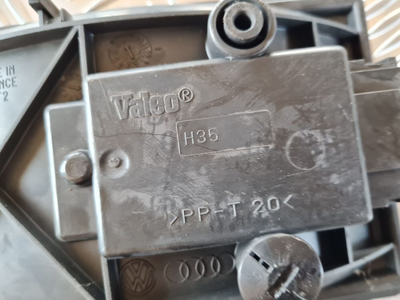 Salona ventilatora rezistors priekš VW GOLF IV 1999 3 Salona ventilatora rezistors priekš VW GOLF IV 1999