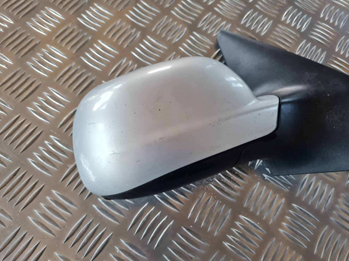 Ārējais spogulis, pa labi priekš VW GOLF IV 1999 4 Ārējais spogulis, pa labi priekš VW GOLF IV 1999