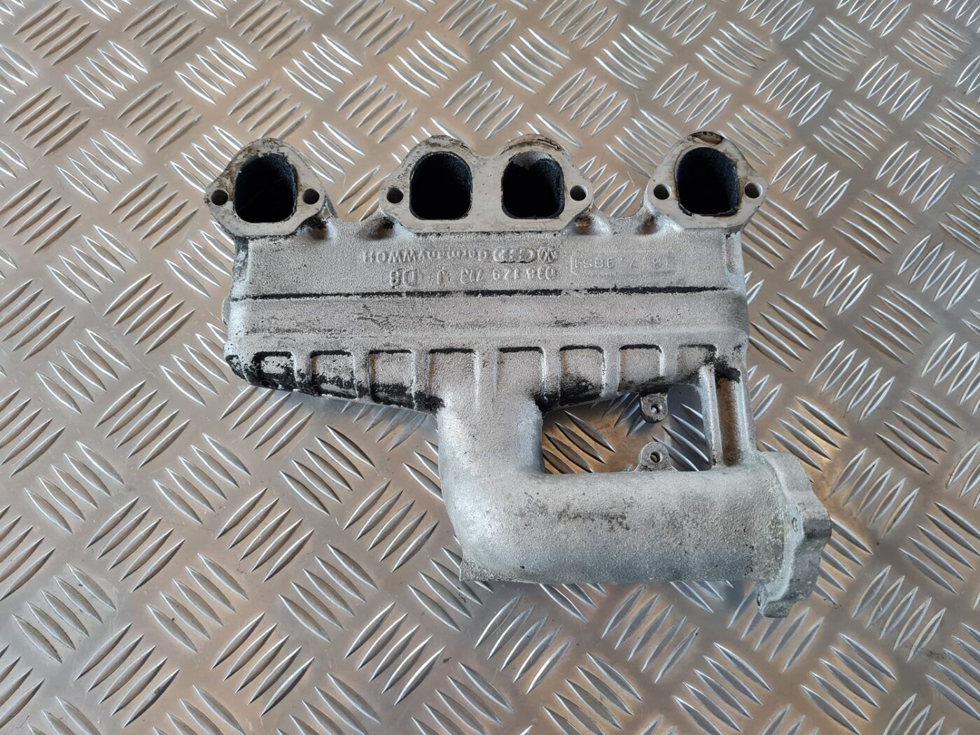 Ieplūdes kolektors priekš VW GOLF IV 1999 2 Ieplūdes kolektors priekš VW GOLF IV 1999